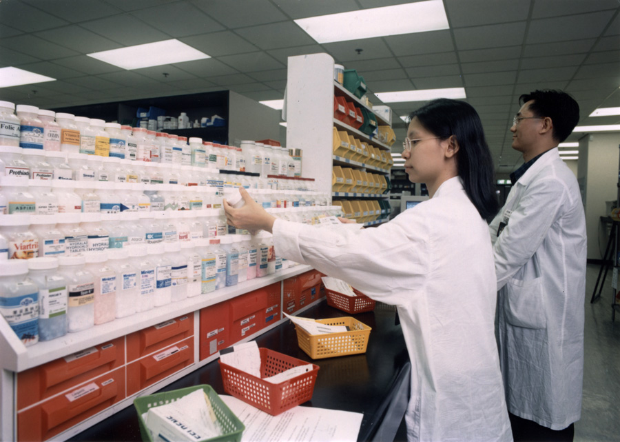 HA began the phased implementation of a Drug Formulary system to standardise the drug policy and the use of drugs in public hospitals and clinics.